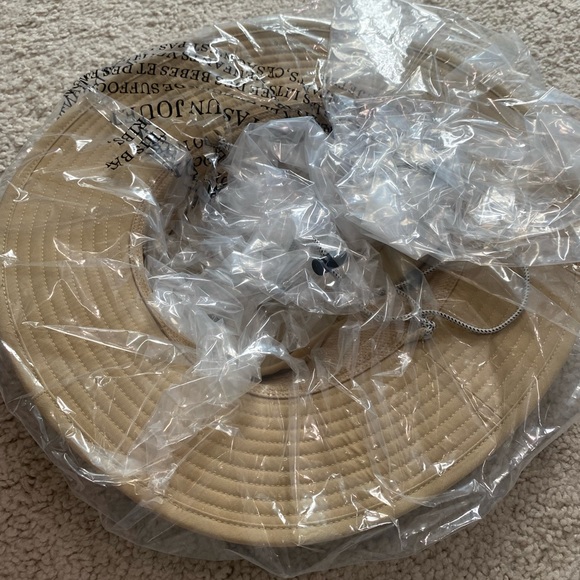 The North Face Class V Brimmer Bucket Hat NWT Size S/M - Picture 4 of 5